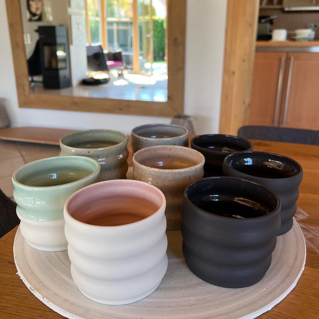 Kaffee- & Teebecher - Becher Wave White