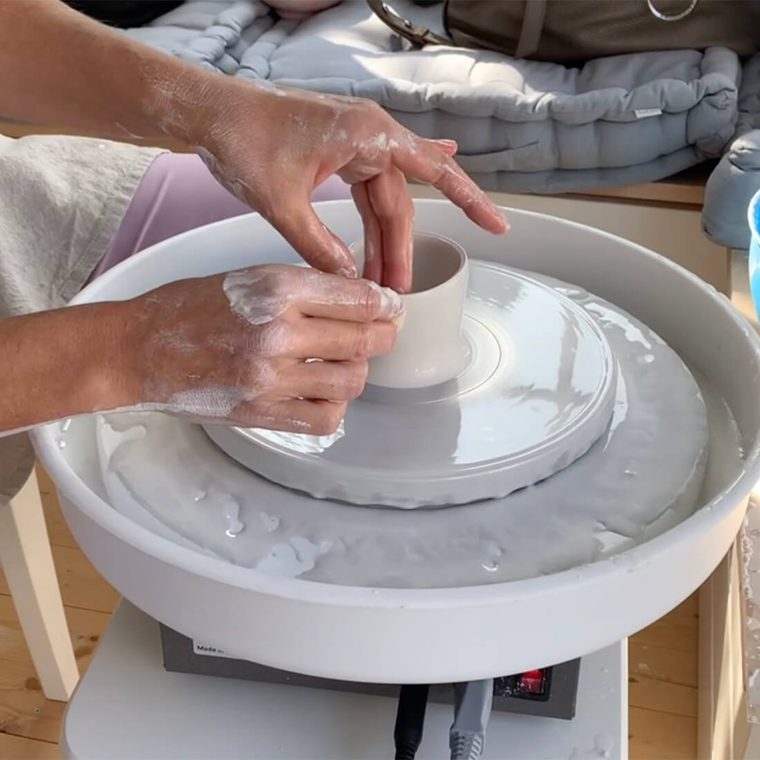 -  Workshop-Gutschein - 2h Pottery