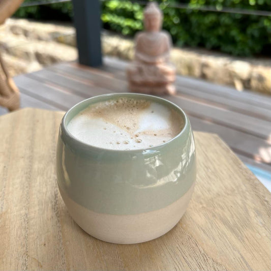 Kaffee- & Teebecher - Curve Kaffeebecher Grün